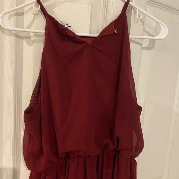 Halter burgundy formal dress - Picture 4 of 8